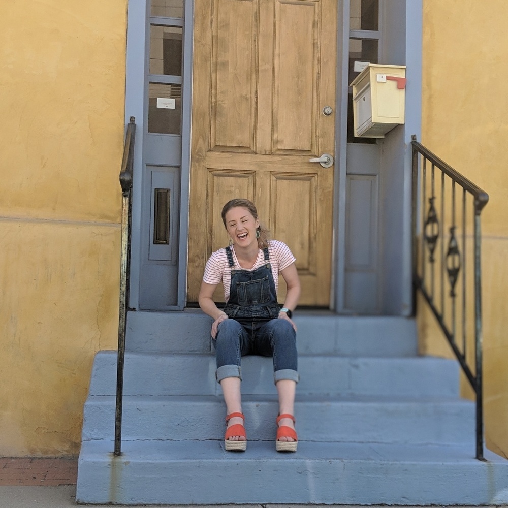 Meet your Posher, Lauren @birdie_boutique_resale